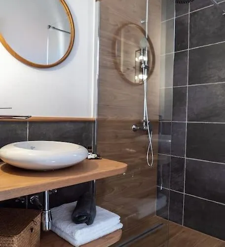 Jasmine By The Sea - κάτω γατζέα, πήλιο Nyaraló Káto Gadzéa