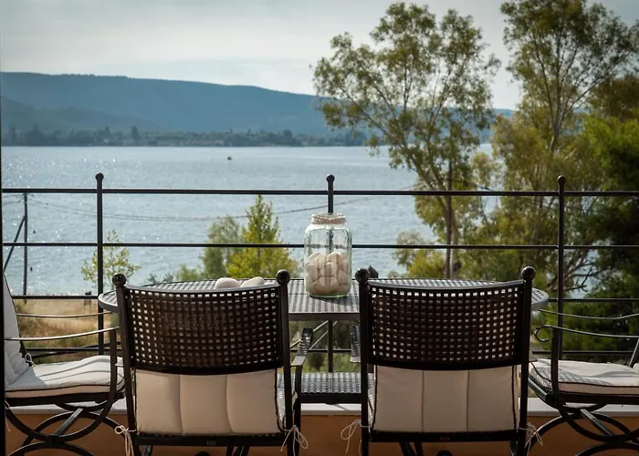 Jasmine By The Sea - κάτω γατζέα, πήλιο Nyaraló *