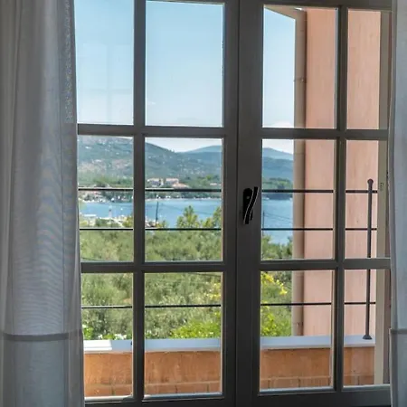 Jasmine By The Sea - κάτω γατζέα, πήλιο קאטו גצאה